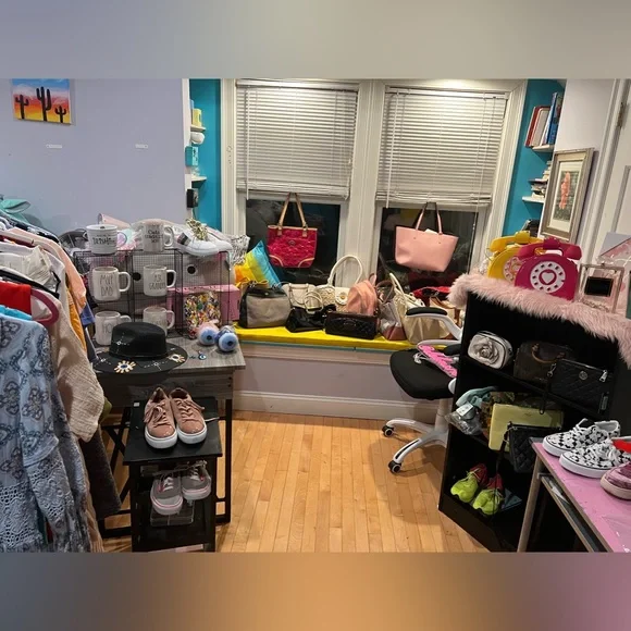 - LIVE SHOW NOTIFICATION - Picture 8 of 17